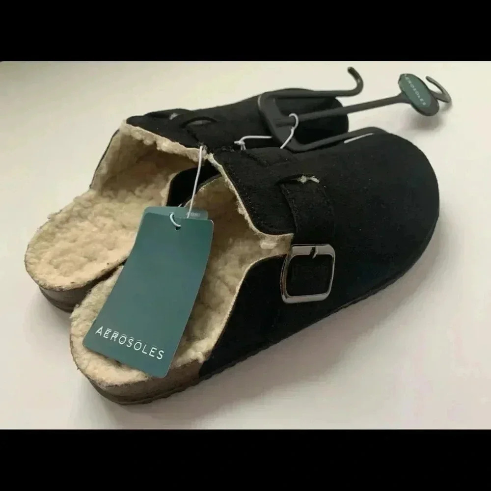 Women's AEROSOLES Slip On Clog Mules Slippers Black Faux Fur SZ small NWT